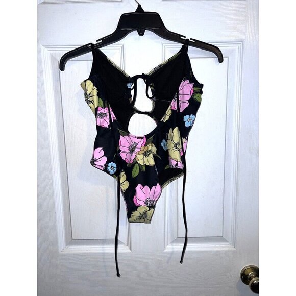 Victoria's Secret PINK Triangle Cut Floral One-Piece Swimsuit Sz S - Picture 5 of 16